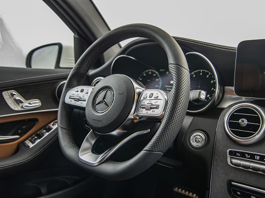 An toàn Mercedes-Benz GLC 300 4Matic Coupe